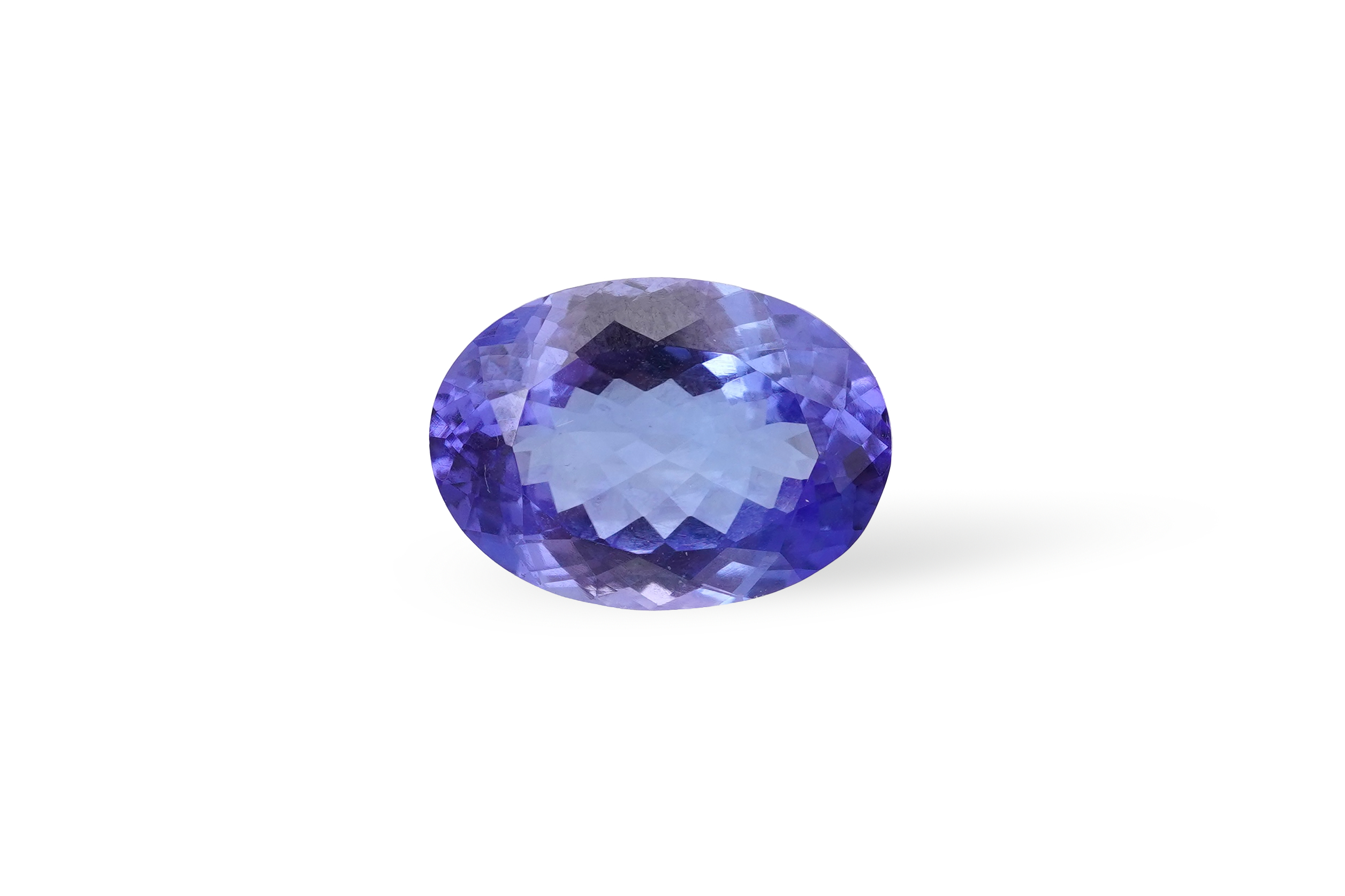An unmounted tanzanite